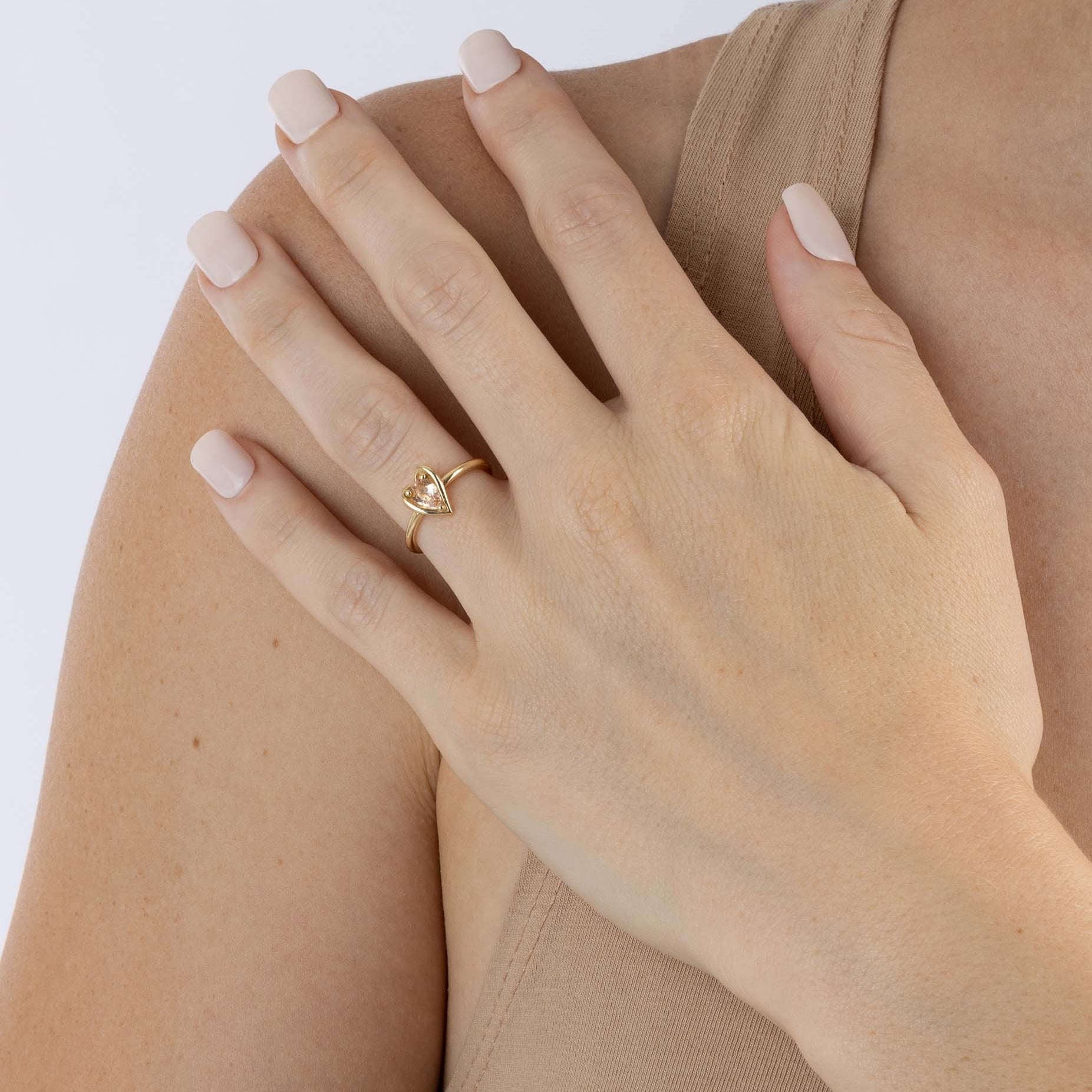 Yellow Gold heart shaped ring with a pear shaped Morganite, Small - Model shot